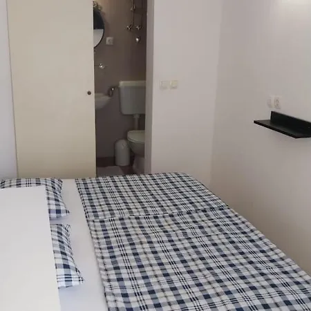 Apartment Bonavia Jelsa (Hvar)